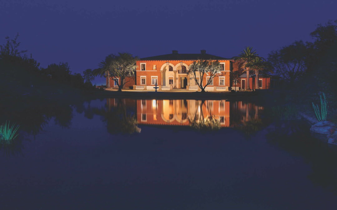 1 Pelican Hill Road N