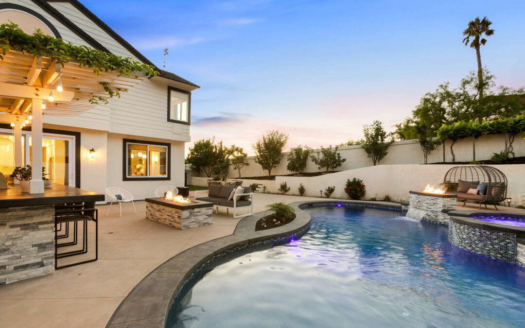 32 Red Rock Lane